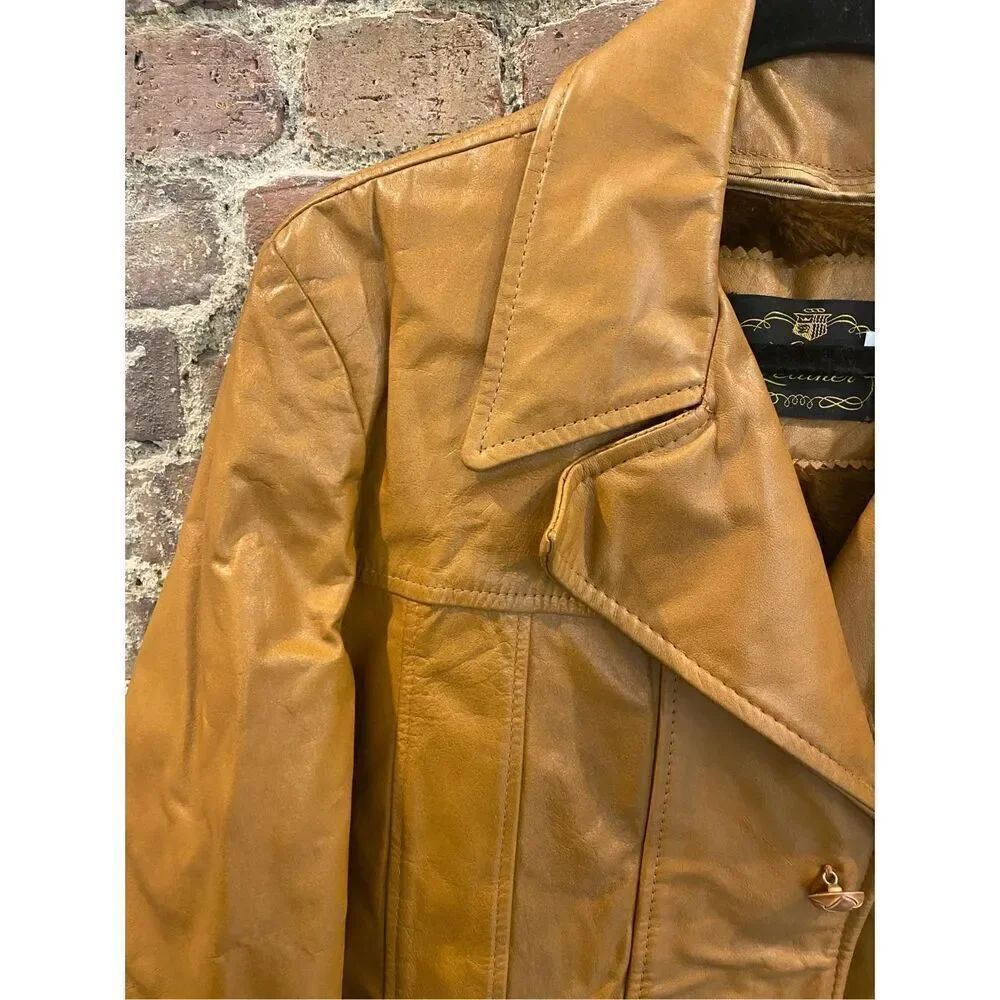 Genuine Leather Vintage 1970s Faux Fur Removable Liner Carmel Jacket • SIZE 40 - Picture 2 of 16